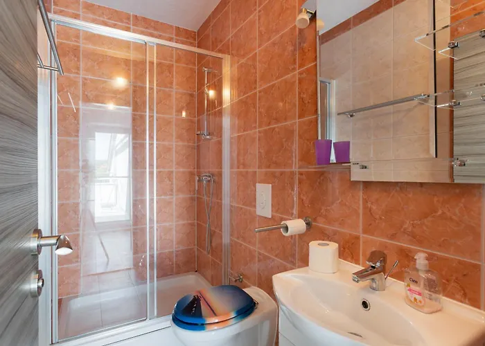 Marica - App T2 - Mpolo Appartement *